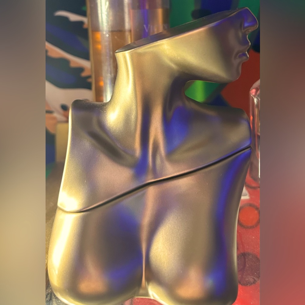 Billie Eilish vanilla perfume